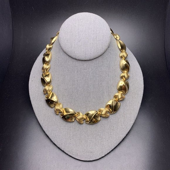 Gold Tone Collar Necklace Textured Polished Classic Adjustable Vintage - Picture 1 of 7
